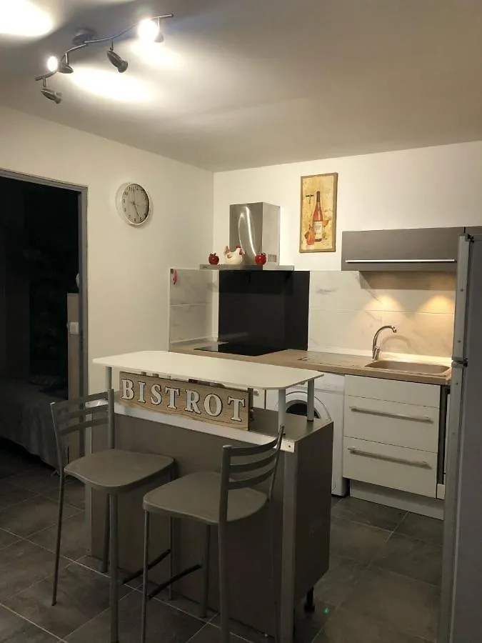 Apartment Oree Des Pins Appartement Avec Terrasse Sanary-sur-Mer France